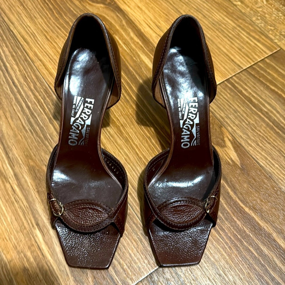 Salvatore Ferragamo heels in chocolate brown color